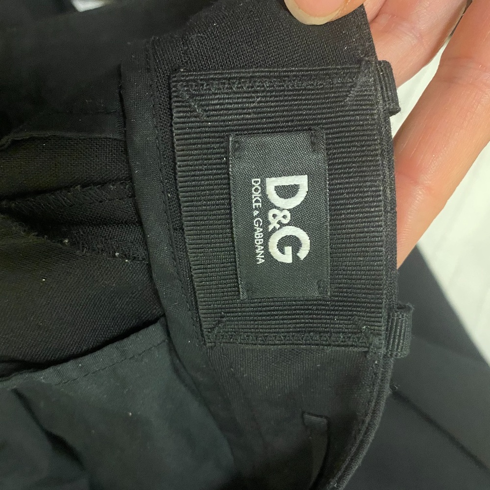 Dolce & Gabbana Black Wool suit - barely worn - Picture 8 of 12